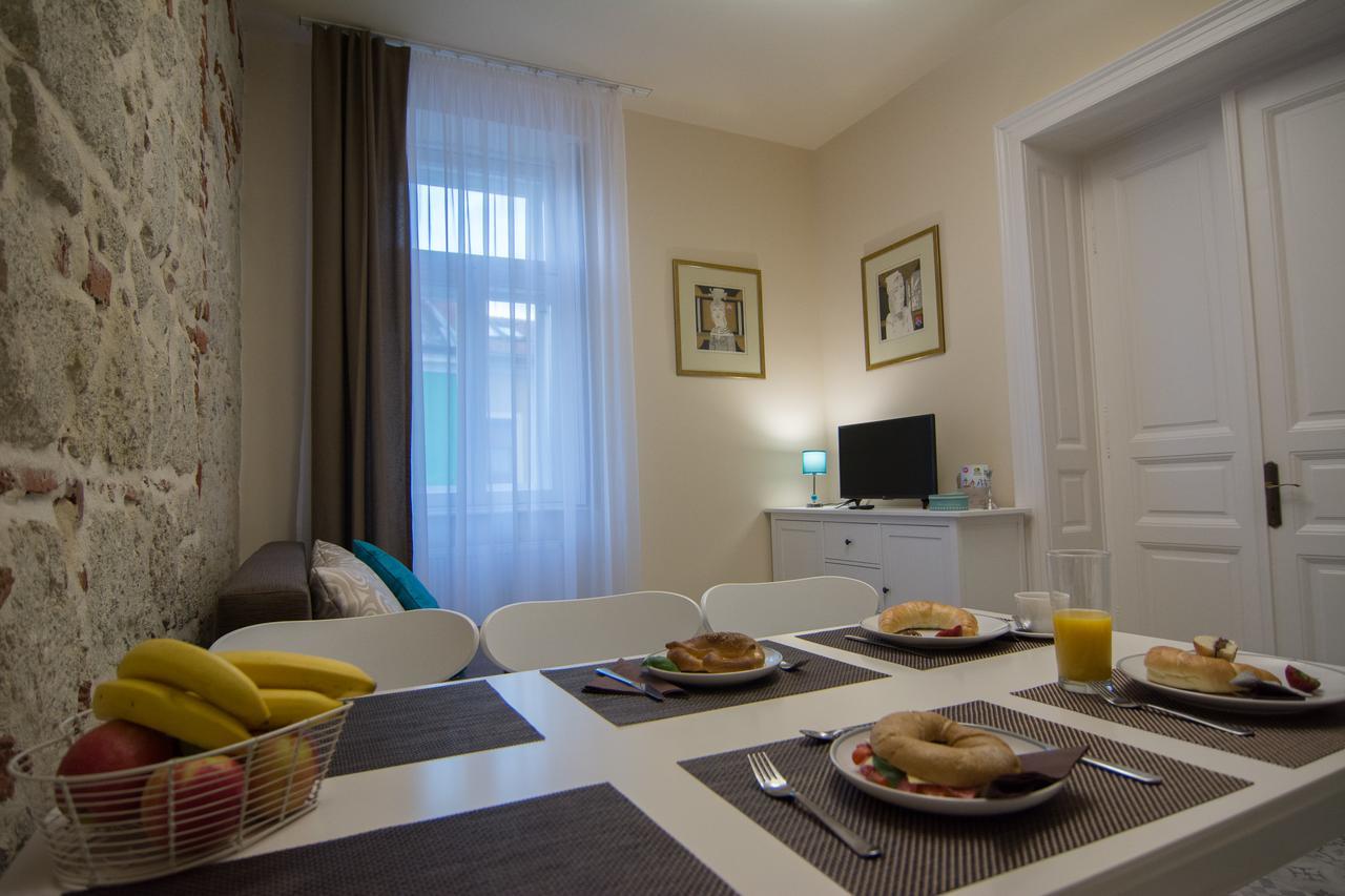 Zora Apartman Eger Exterior photo